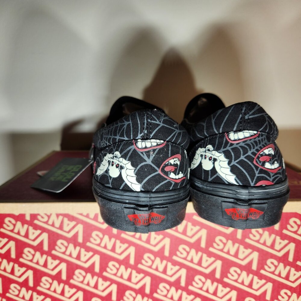NWT VANS Classic Slip-on GLOW IN THE DARK Glow Frights Men Canvas Black (10.0) - Picture 4 of 16